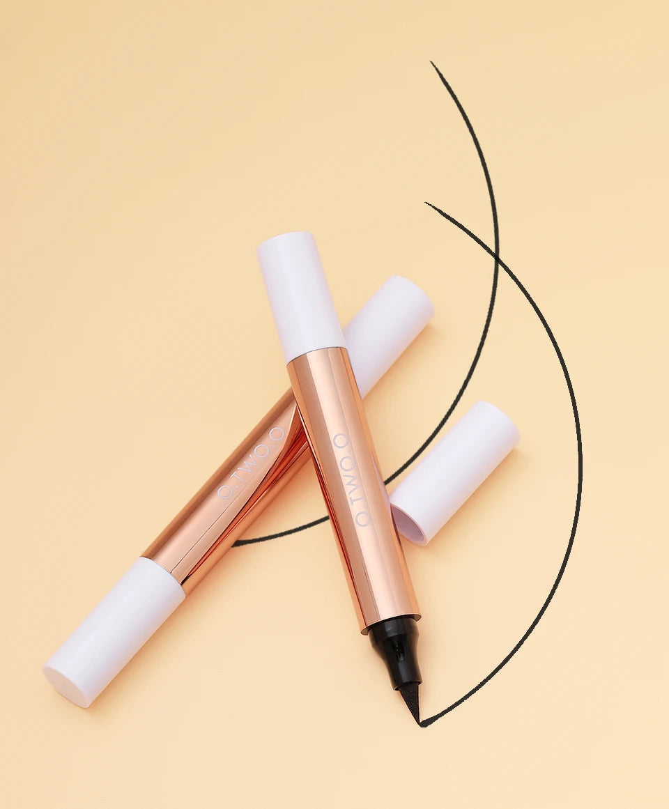 O.TWO.O Eyeliner Stamp Black Liquid Eyeliner Pen Waterproof Fast Dry Double-ended Eye Liner Pencil Make-up for Women Cosmetics